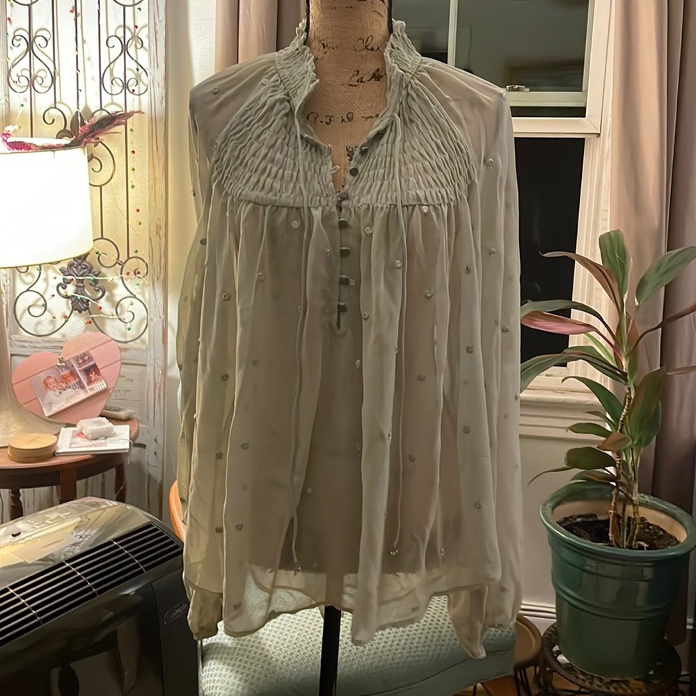 Gorgeous blouse ( bag D)